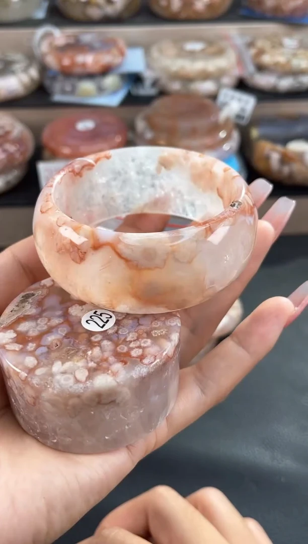 未镶嵌手镯石英质玉57