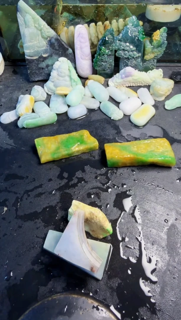 颈饰未镶嵌翡翠天然翡翠049