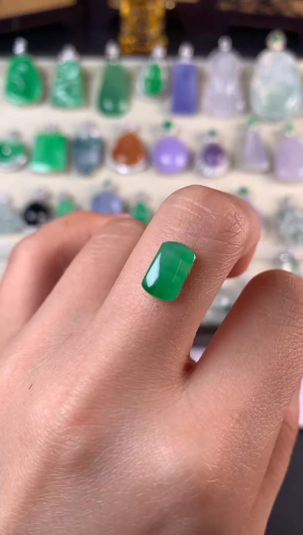 未镶嵌定制翡翠裸石（镶嵌定制）