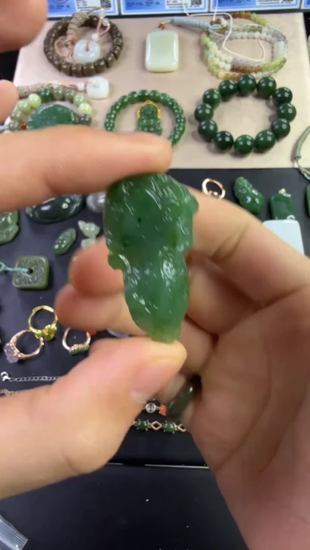 颈饰未镶嵌和田玉多样性发货