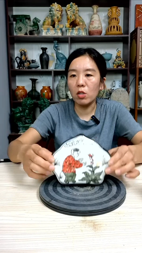 经典精美复古风格瓷器