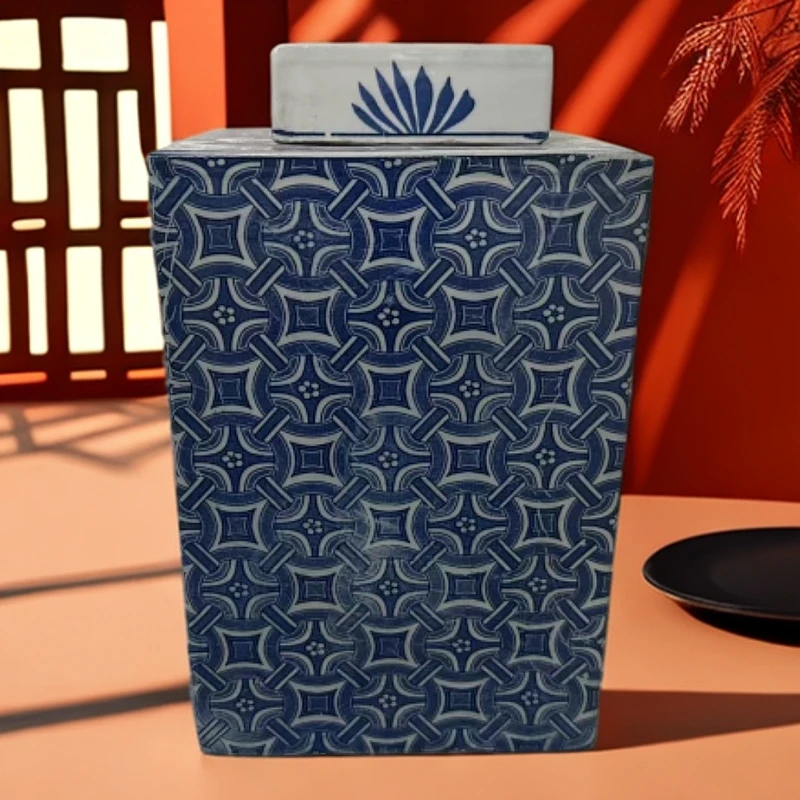 清中晚期 钱币纹四方茶叶罐