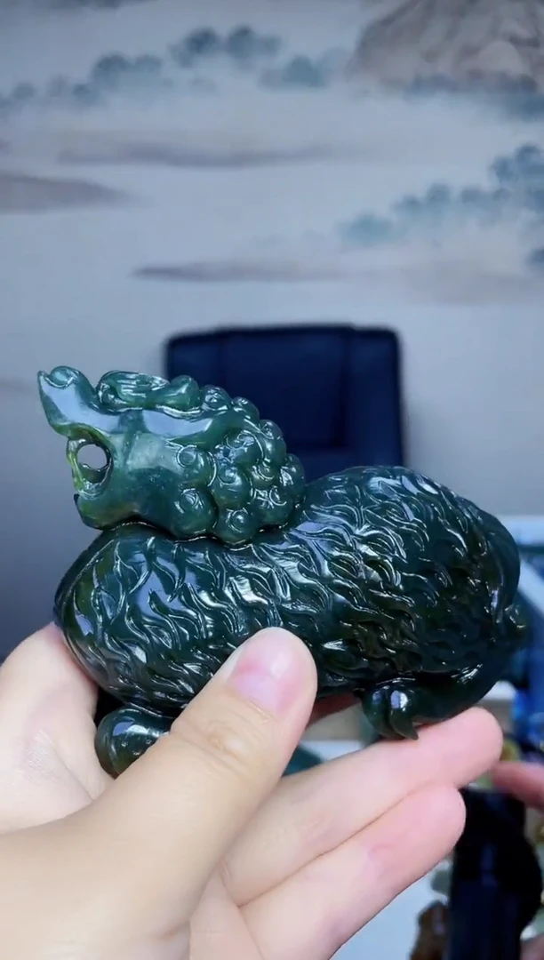 和田玉未镶嵌颈饰1