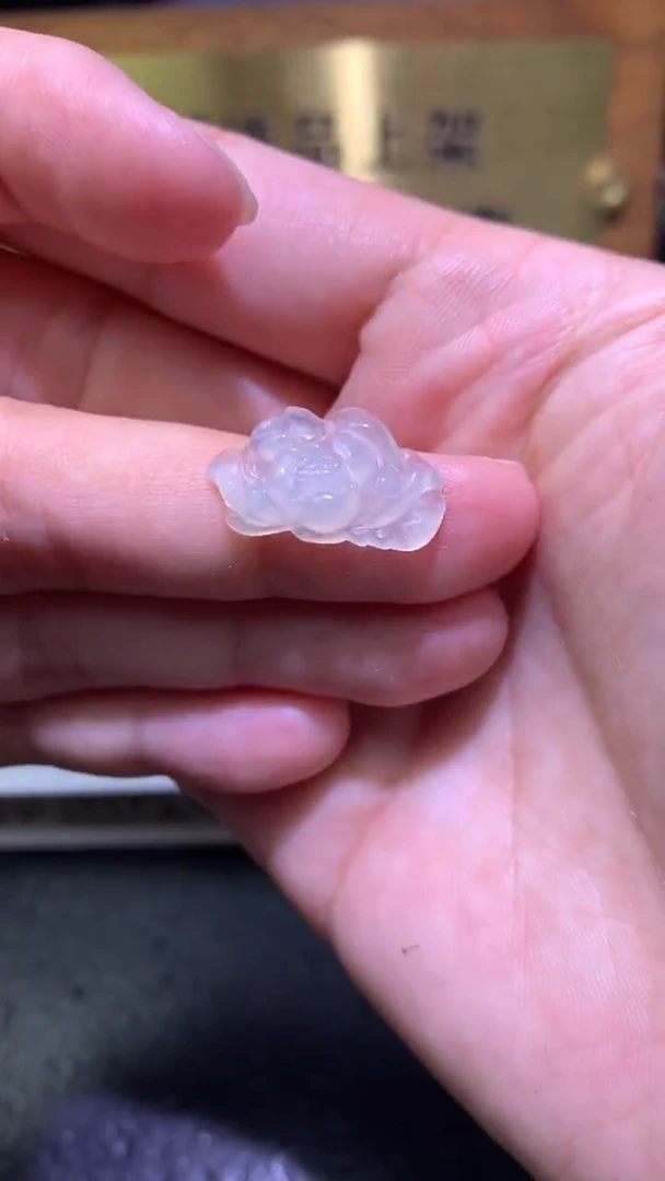 未镶嵌定制翡翠毛货