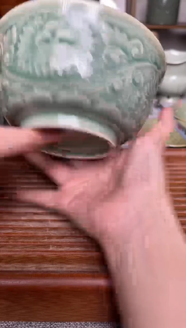 陶瓷耀州窑青瓷5.5英寸牡丹纹碗 微瑕