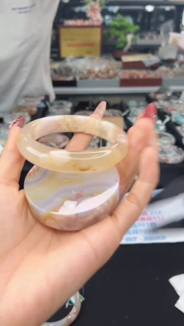 【闪购商品】石英质玉手镯未镶嵌60圈口（赠品镯心）3176087