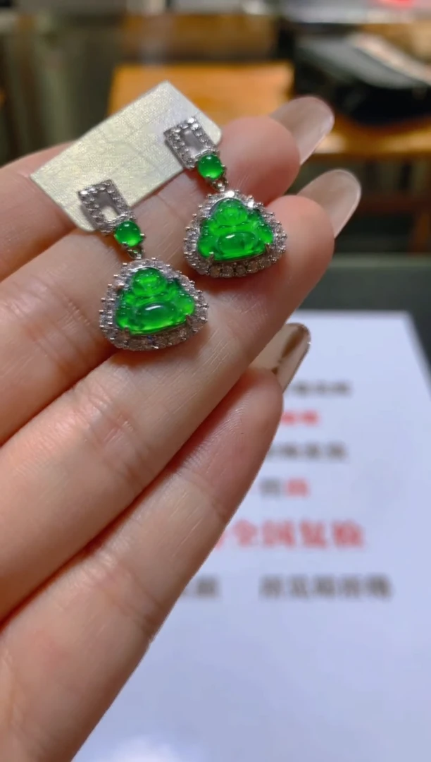 未镶嵌翡翠耳饰多样性发一