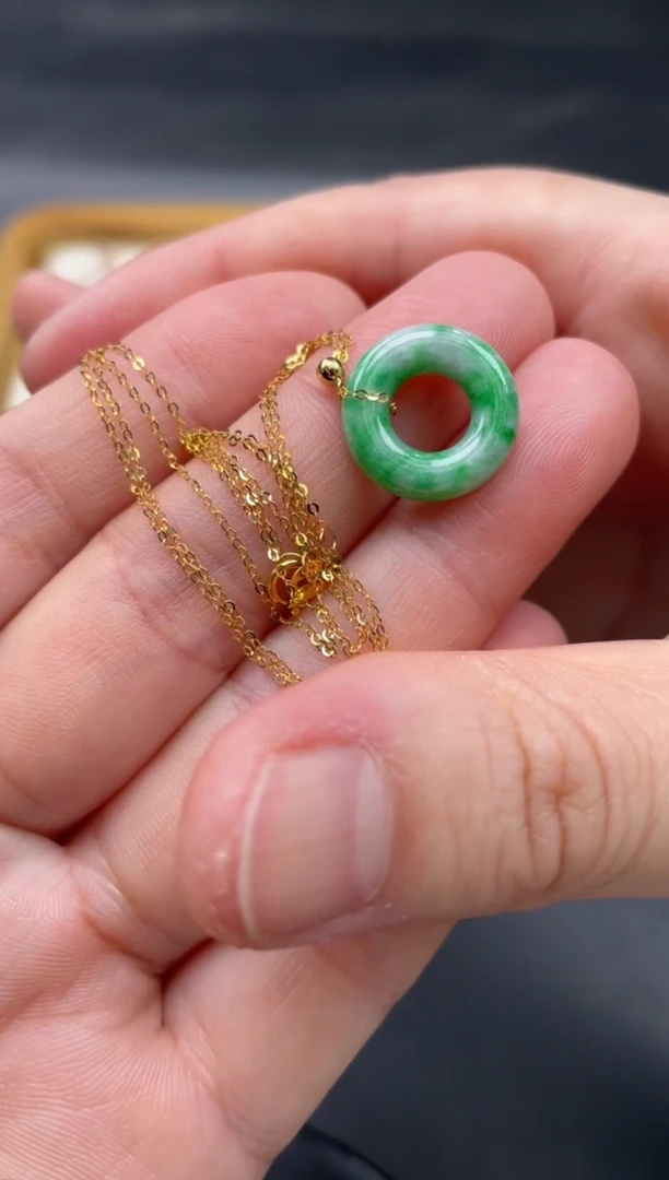 【闪购商品】翡翠颈饰18K金镶嵌2...........