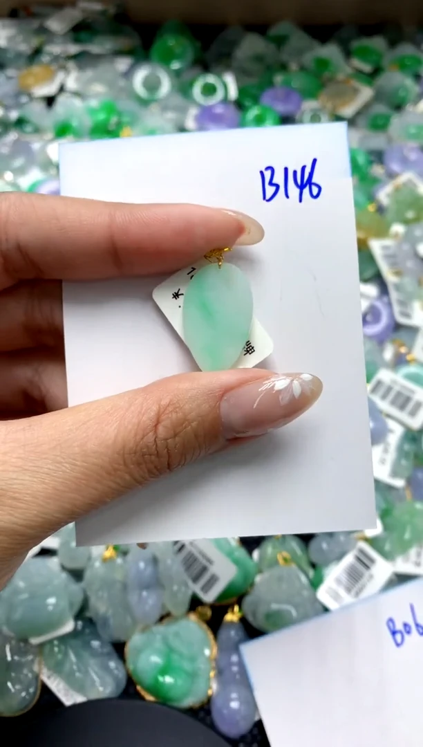 【闪购商品】翡翠颈饰18K金镶嵌1111111111111111