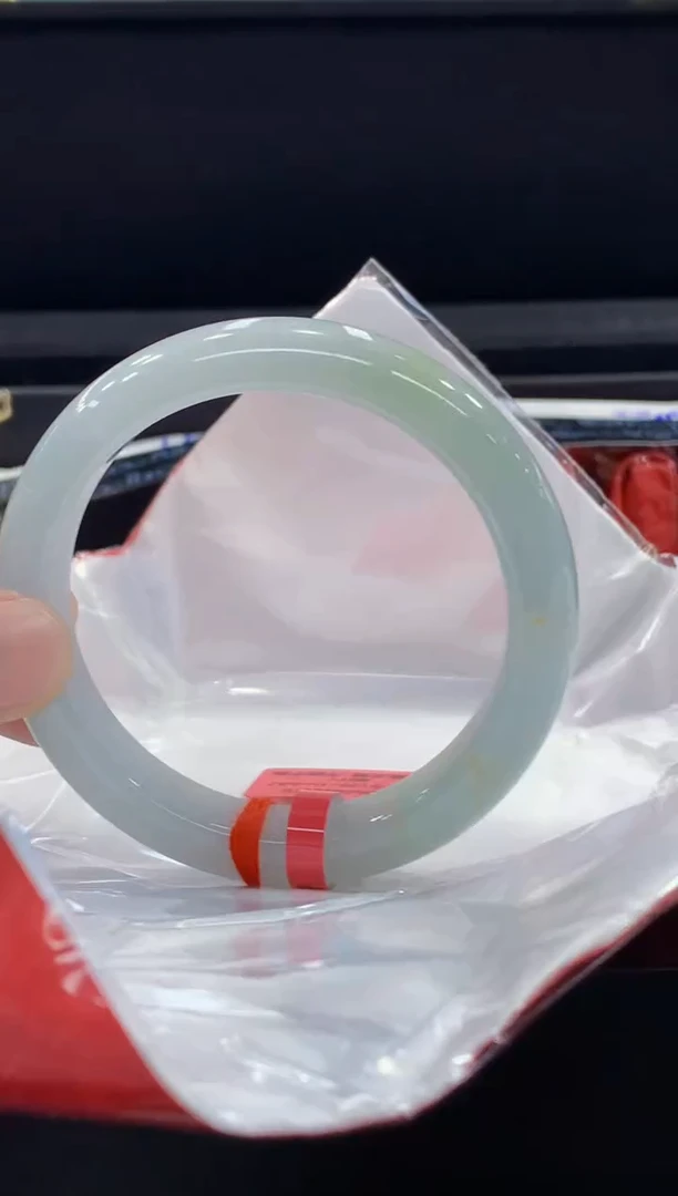 未镶嵌手镯翡翠翡翠手镯