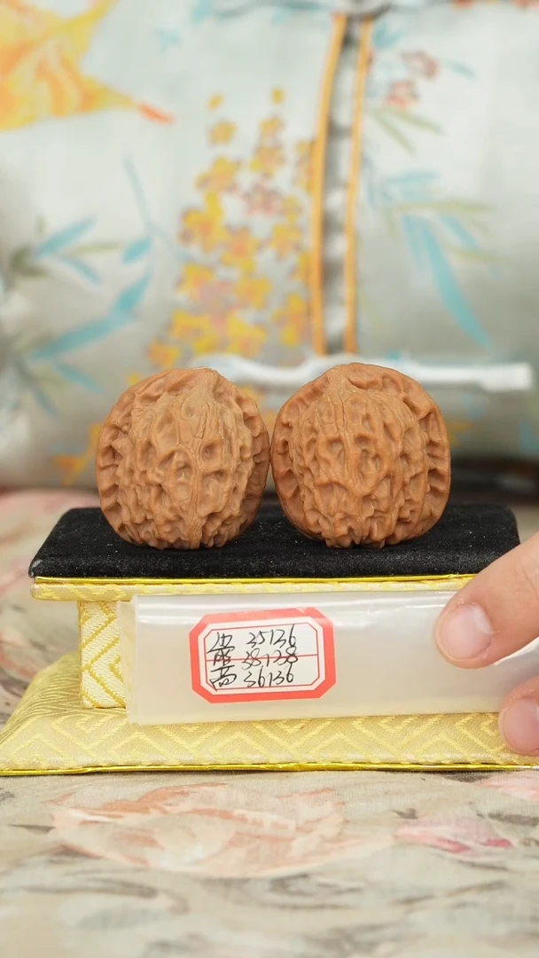 【闪购商品】文玩核桃把件非嫁接北京