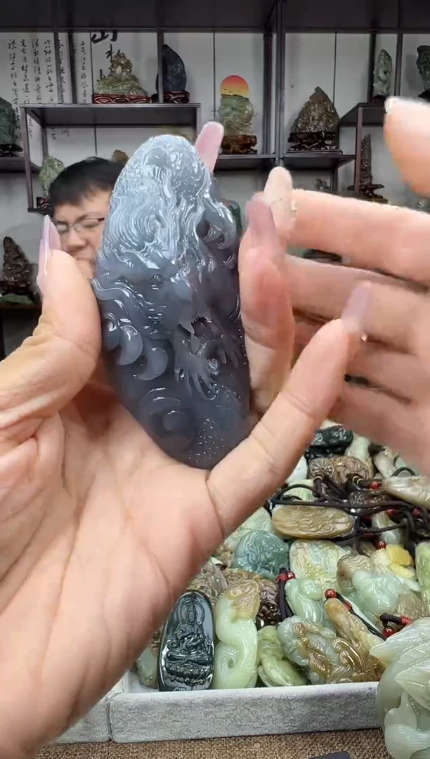 未镶嵌和田玉把件1