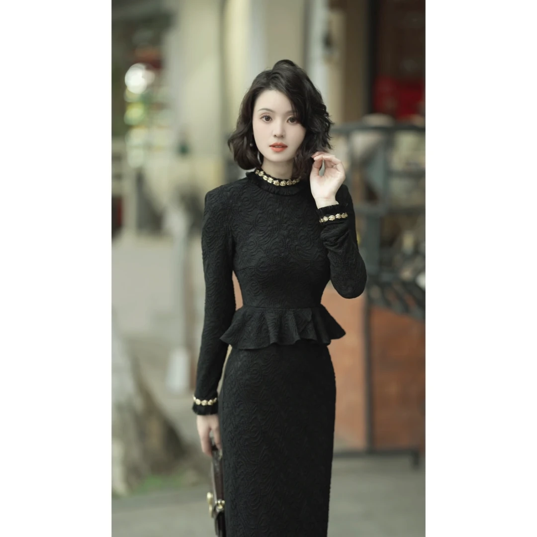 彩彩家【暗香疏影】秋冬上新法式优雅气质复古立领收腰修身连衣裙