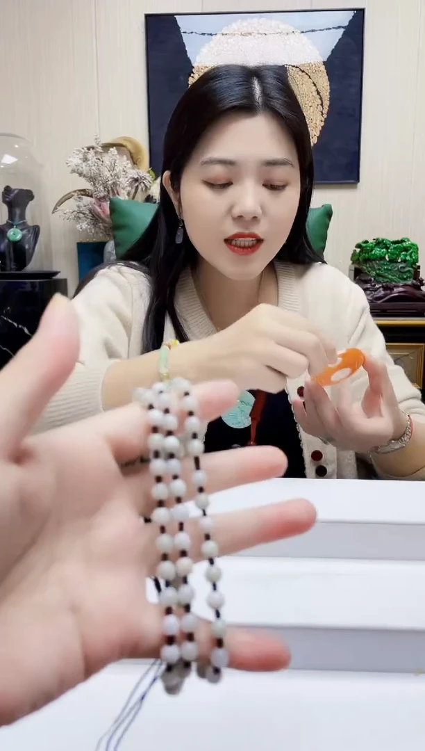 未镶嵌定制翡翠吊坠90