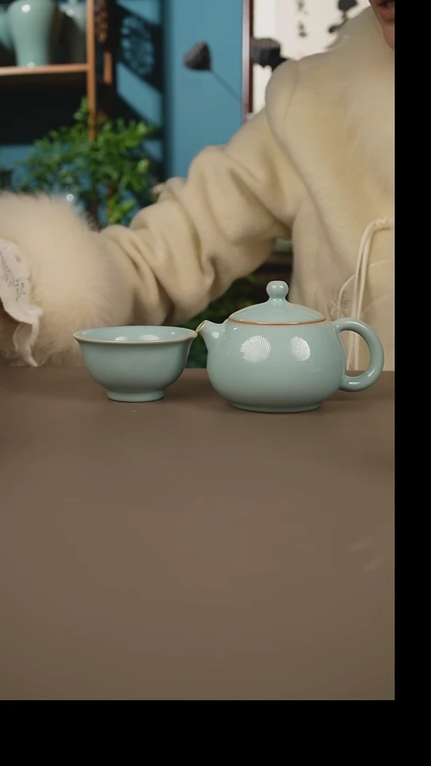 杯天青一壶          二杯