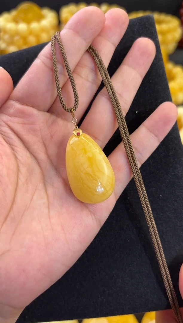 蜜蜡颈饰未镶嵌俄料虎皮浓蜡妖花水滴