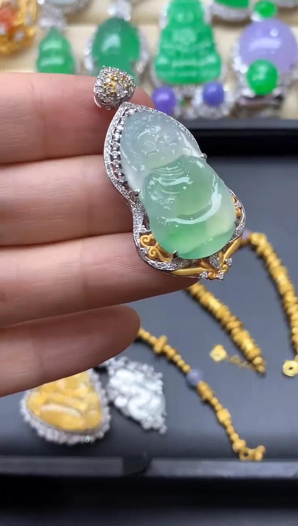 颈饰18K金镶嵌翡翠734-中国好珍宝
