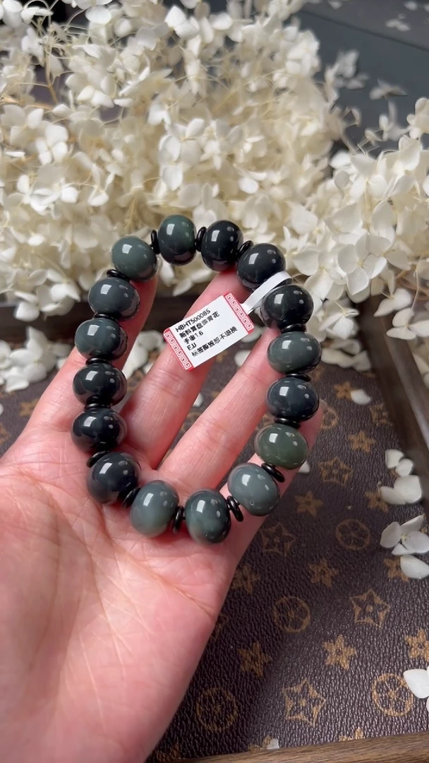 【闪购商品】未镶嵌和田玉手串HBHT500085手串