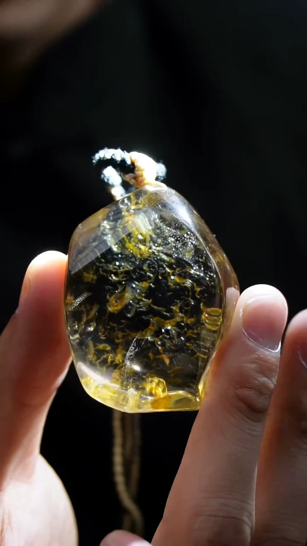 吊坠(赠链)未镶嵌水晶水晶