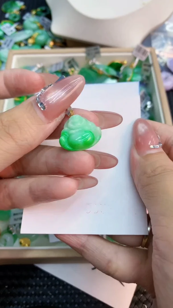 翡翠18K金镶嵌吊坠(不含链)1