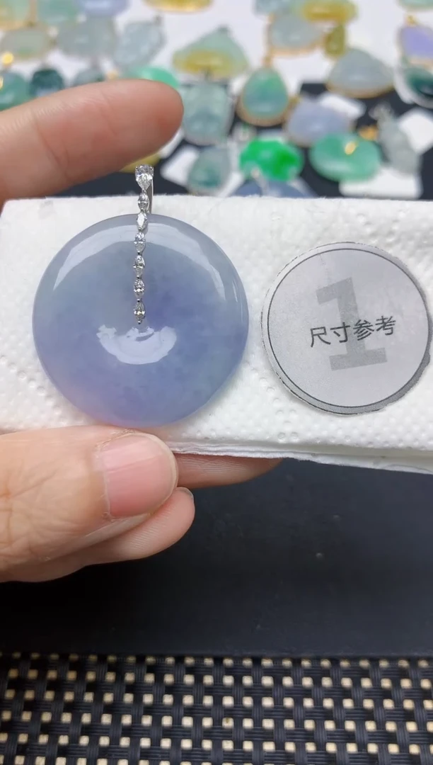 翡翠18K金镶嵌颈饰天然缅甸A货翡翠