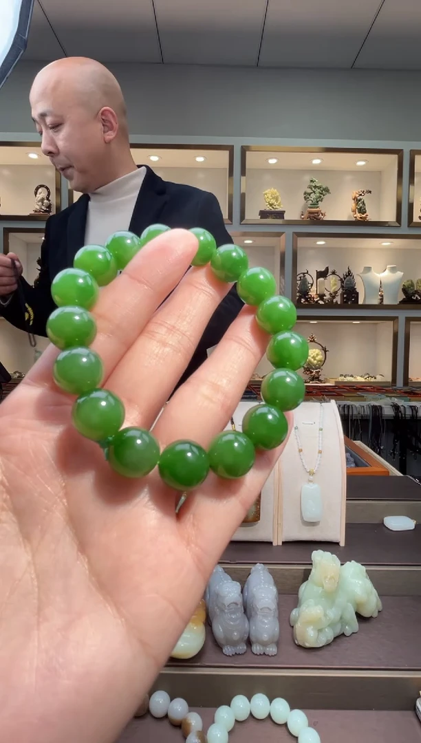 颈饰未镶嵌和田玉苏