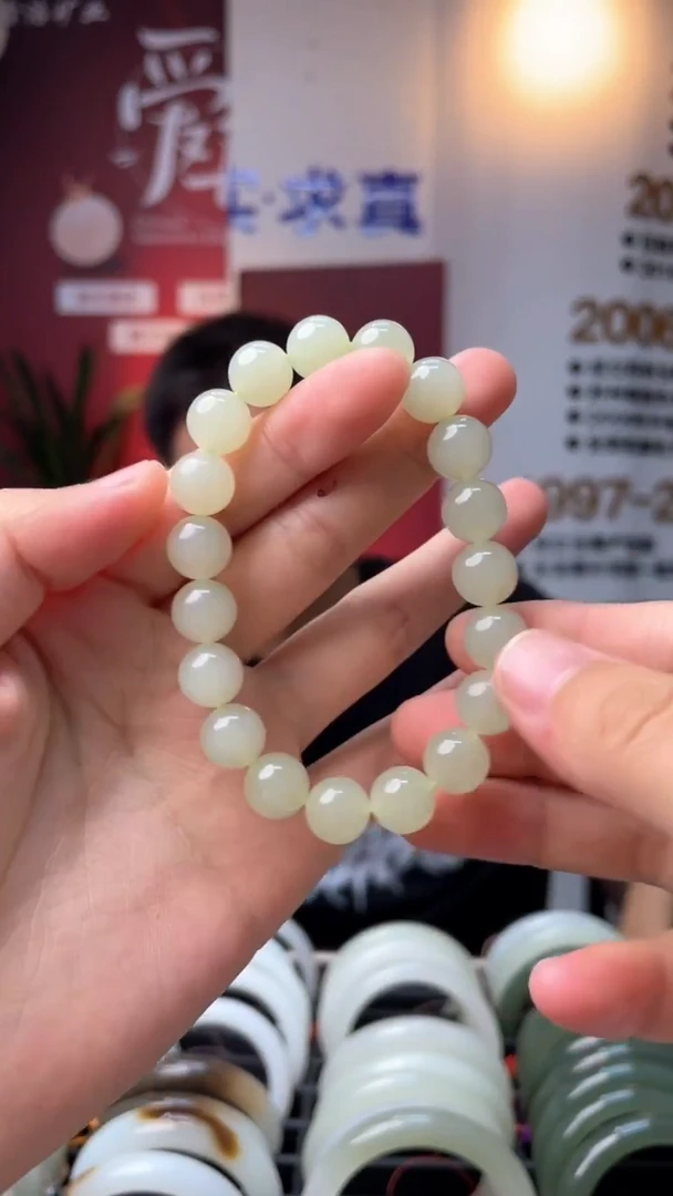 未镶嵌手串和田玉翠青卡10mm手串多样性发一条
