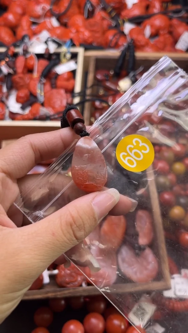 【闪购商品】南红玛瑙珠宝奇石未镶嵌663