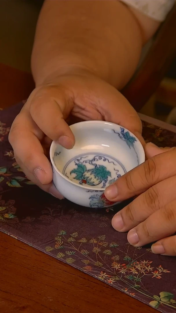 杯手工手绘杯杯很美丽