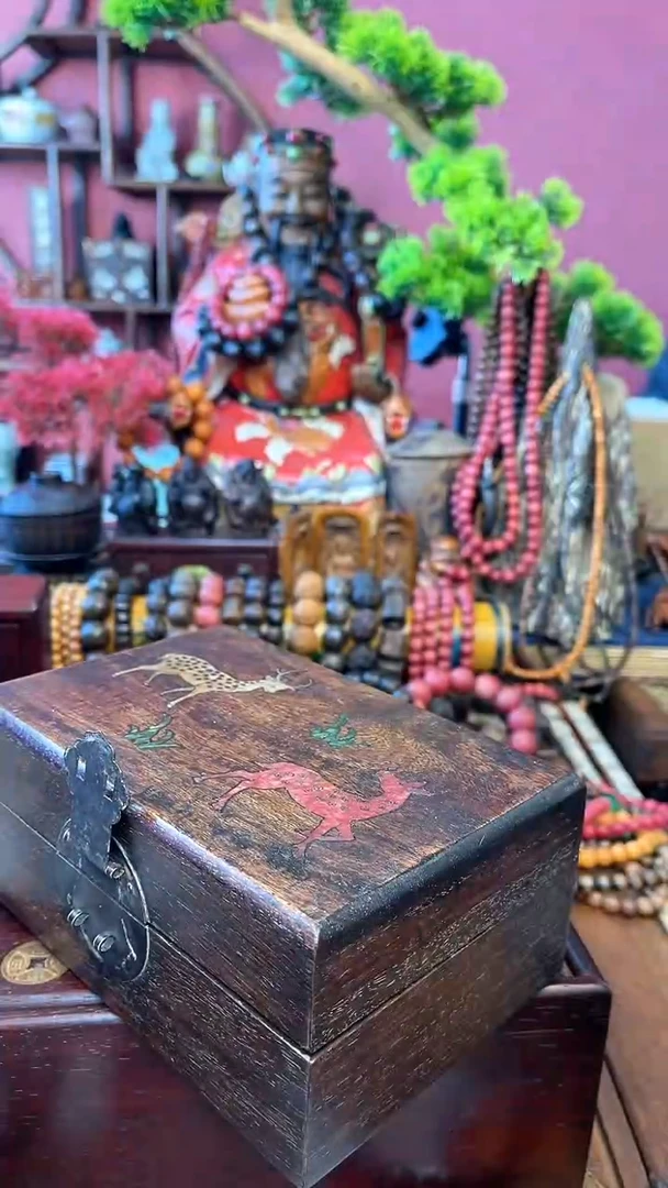 【闪购商品】木中之王98-虫漏吊坠妍妍批发