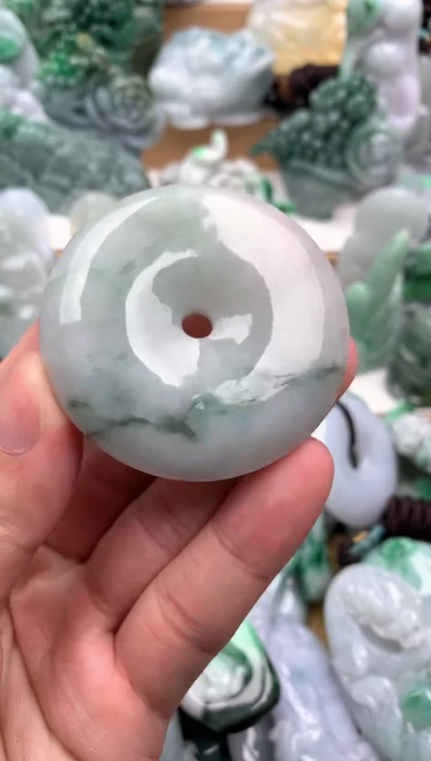 吊坠(不含链)未镶嵌翡翠1