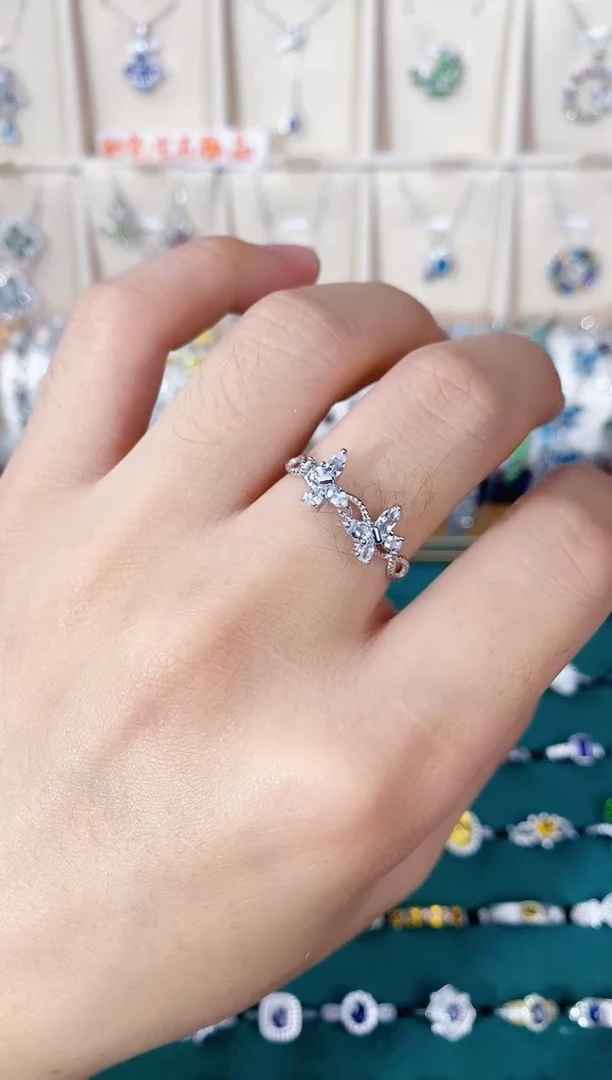 【闪购商品】海蓝宝石戒指银S925镶嵌带证书