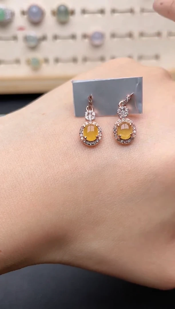 【闪购商品】翡翠戒指银S925镶嵌一物一证一礼盒