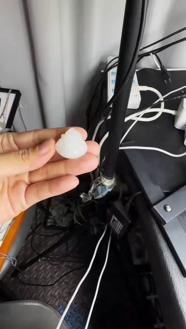 和田玉未镶嵌颈饰白玉财神