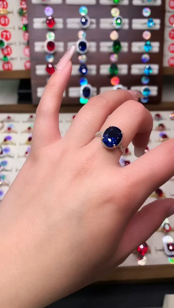 无925银典藏 轻奢 斯里兰卡蓝色系10*12 银托戒指