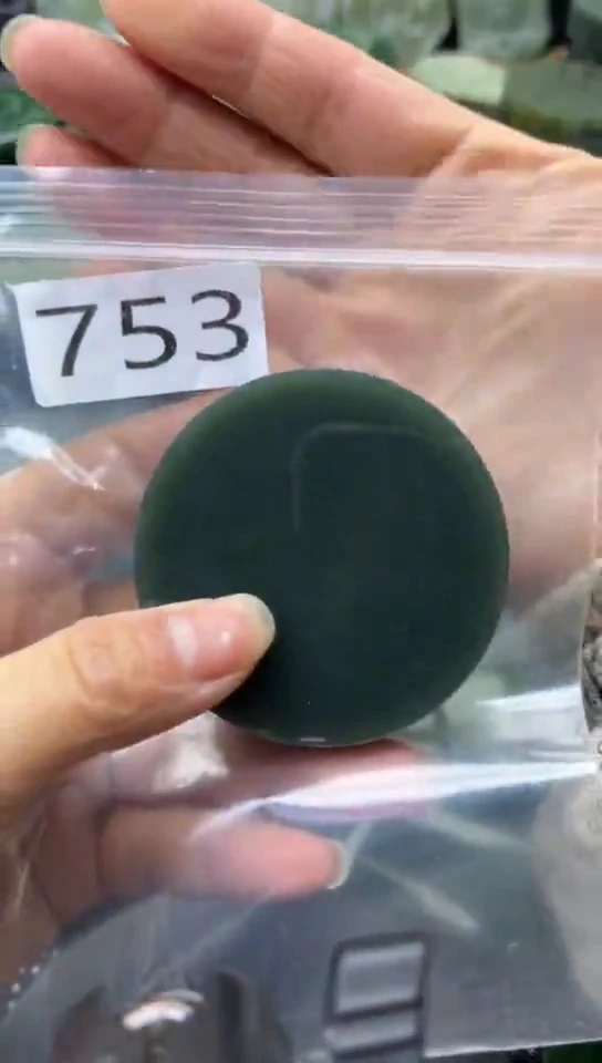 未镶嵌和田玉珠宝半成品镯芯