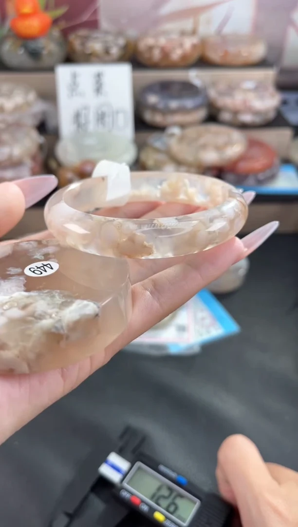 未镶嵌手镯石英质玉58