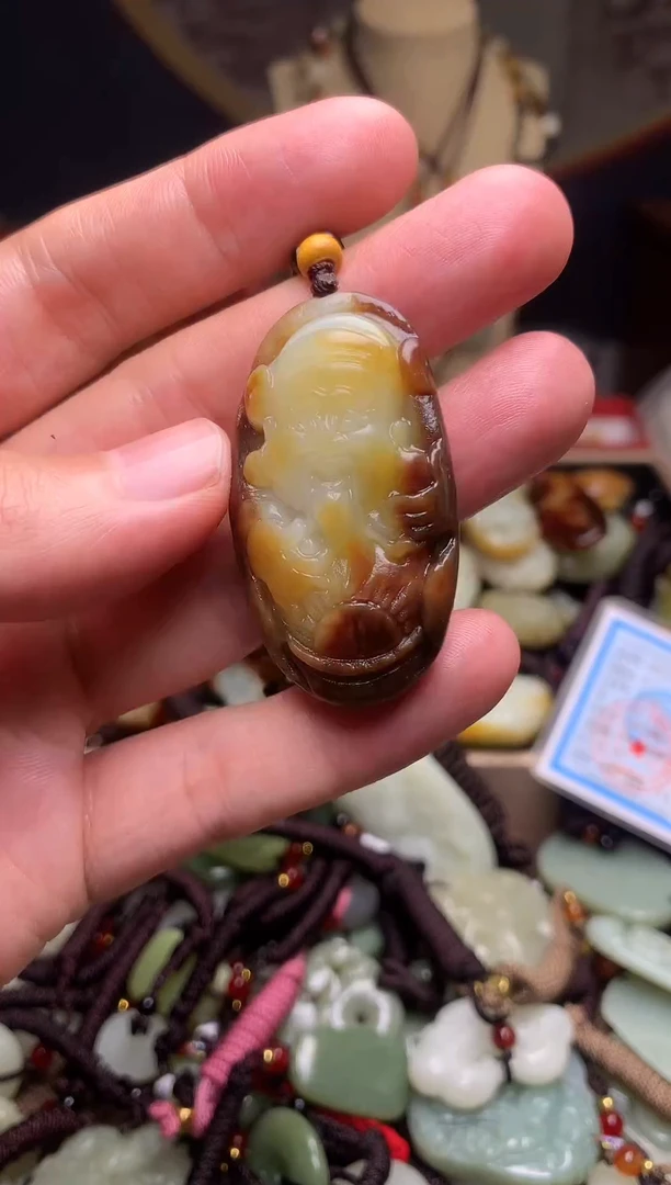 颈饰未镶嵌和田玉新疆料青海料清水和田玉吊坠