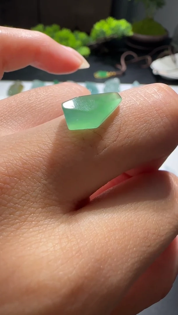 【闪购商品】定制翡翠未镶嵌缅甸A货翡翠