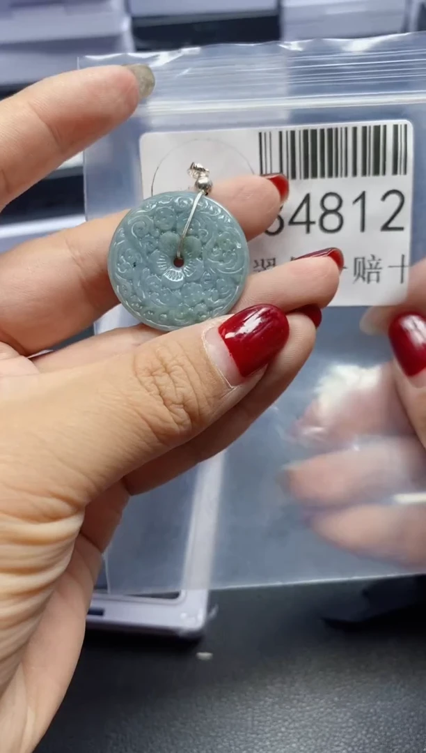 【闪购商品】翡翠吊坠(不含链)未镶嵌34812