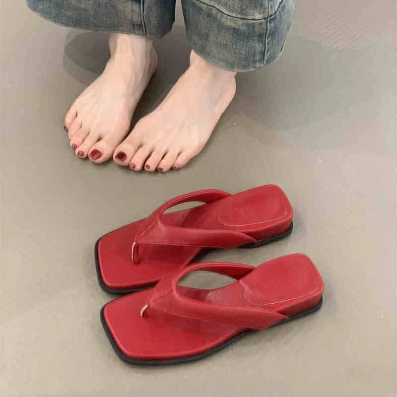 WL-1103-21韩版方头夹趾人字拖坡跟设计外穿休闲防滑沙滩凉拖鞋女