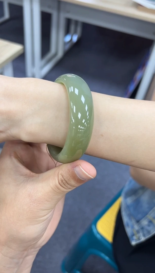 未镶嵌手镯和田玉57-58   074