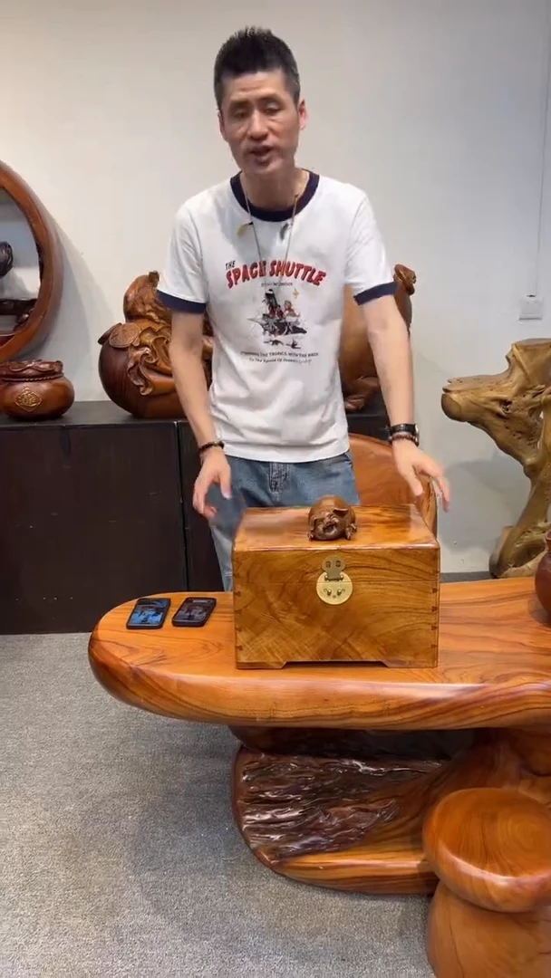 木实木创意手工摆件小猪冬梅