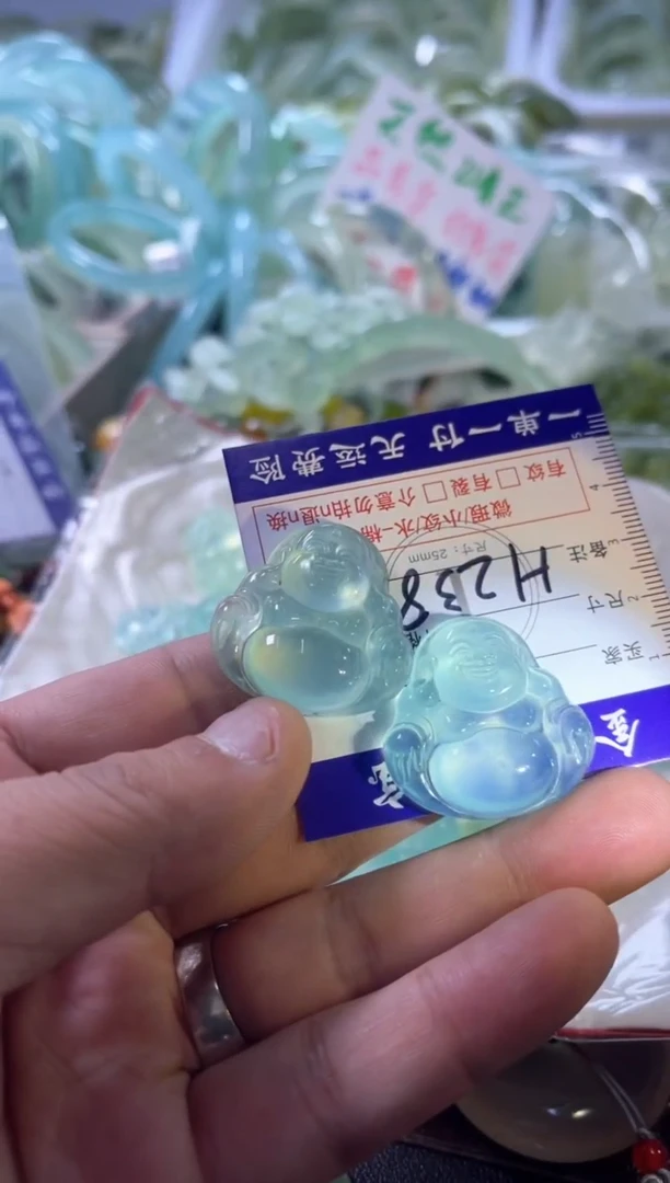 未镶嵌蛇纹石玉颈饰随机发一个