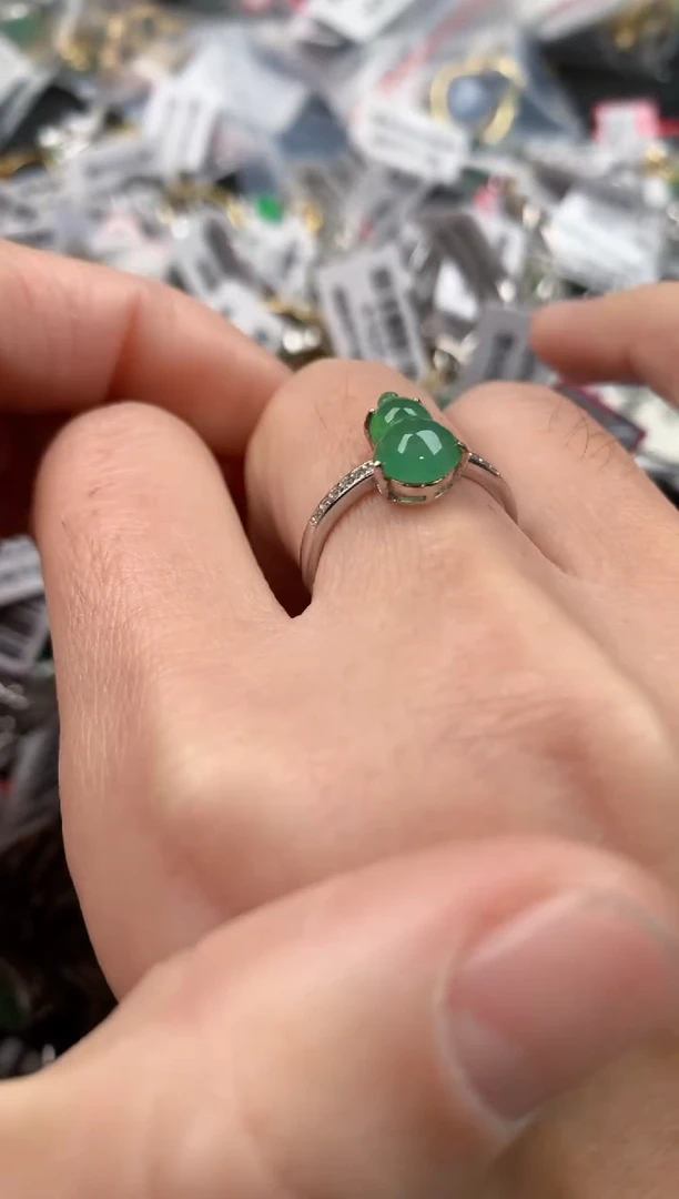银S925镶嵌戒指翡翠1         1