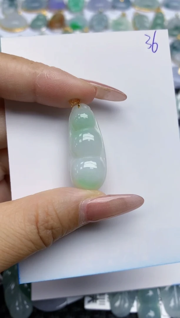 【闪购商品】翡翠颈饰18K金镶嵌天然A货翡翠 36