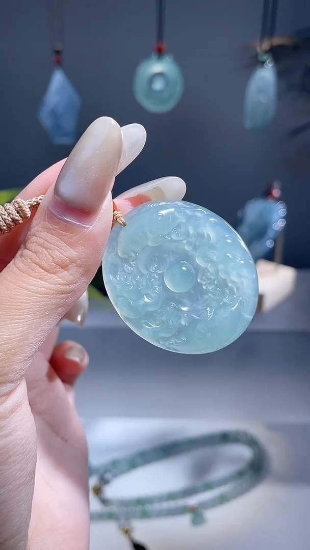 颈饰未镶嵌翡翠浅*锦鲤