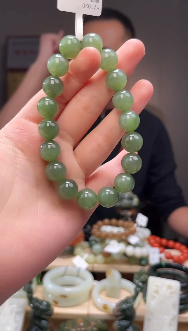 颈饰未镶嵌和田玉手串11+