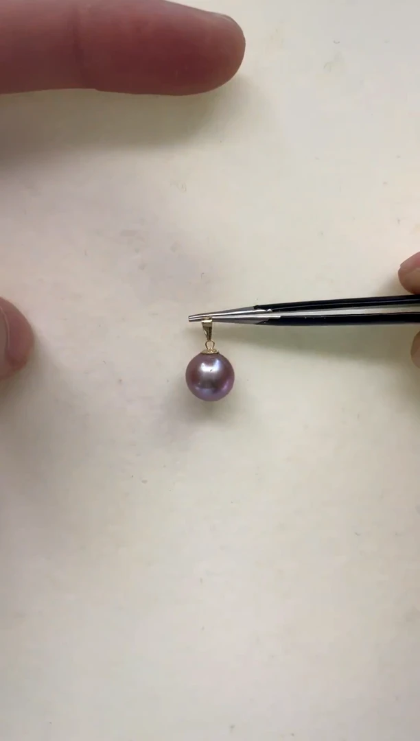 颈饰18K金镶嵌淡水珍珠-