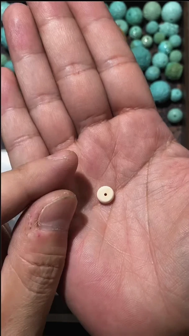 民族服饰配饰073